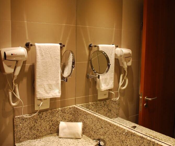 חדר סופריור לשלושה, Esuites Virgínia Luxemburgo