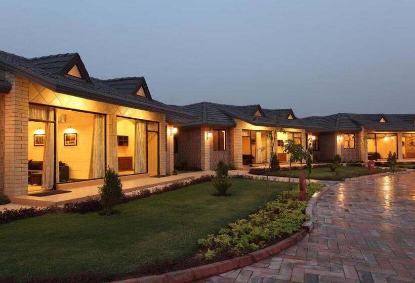 2间卧室的房子, Shri Radha Brij Vasundhara Resort & Spa