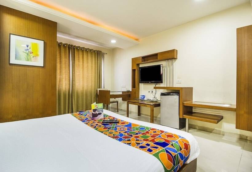 Номер Deluxe, Fabhotel Amrit Residency