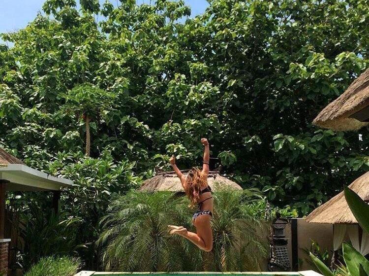 Номер Стандарт Вид на Бассейн, Villa Santai Bali