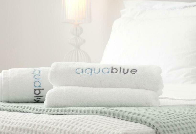 اتاق استاندارد یک نفره, Aqua Blue Beach