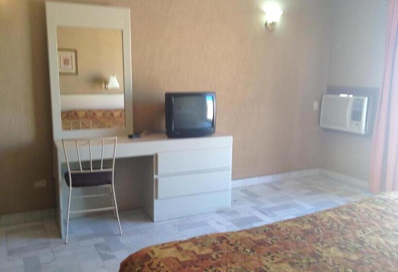 キングサイズベッドのスタンダードルーム, Los Jitos Hotel & Suites