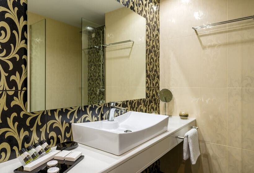 Трехместный Номер Deluxe, Lagaria