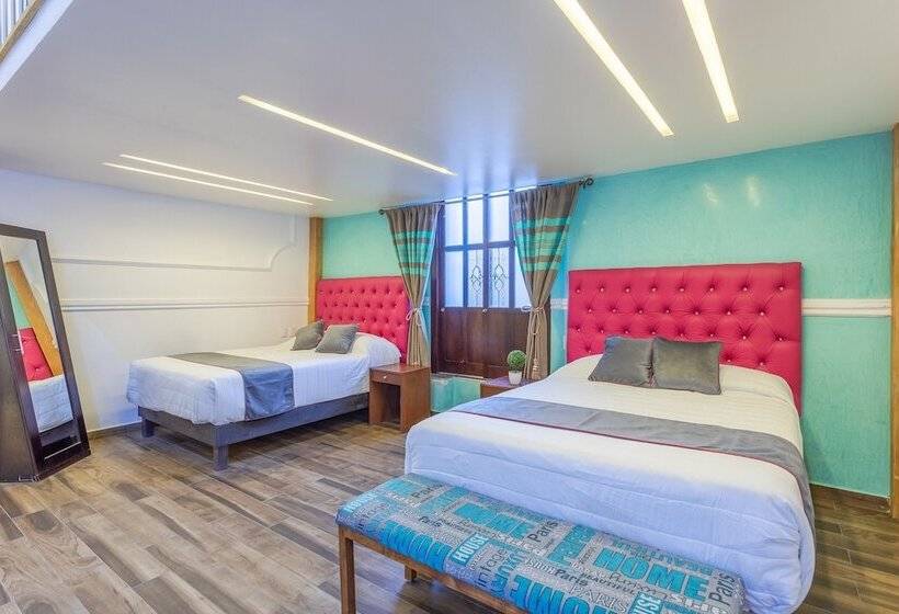 Семейный Номер, Casa Dos Lunas