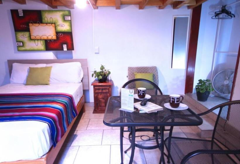 Chambre Familiale, Del Refugio