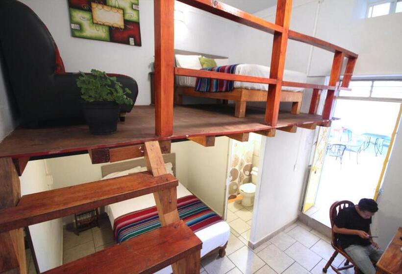 Chambre Familiale, Del Refugio