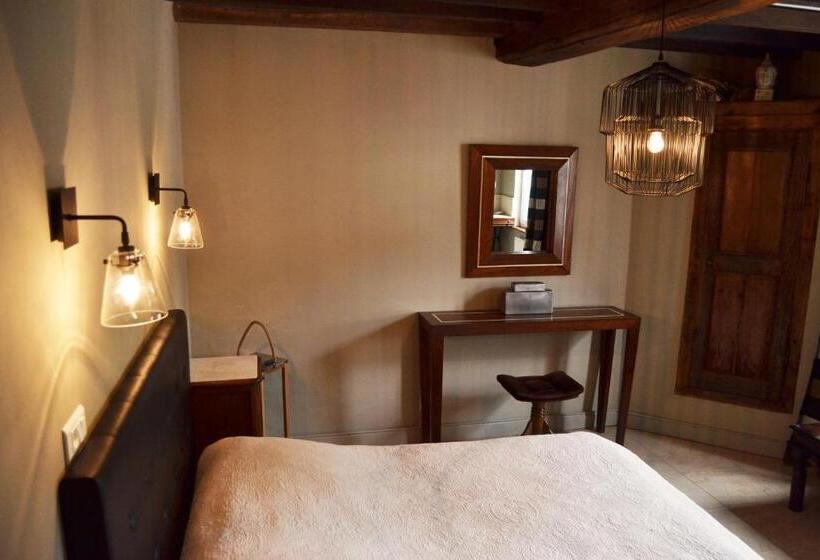 Номер Стандарт, Domaine Du Moulin
