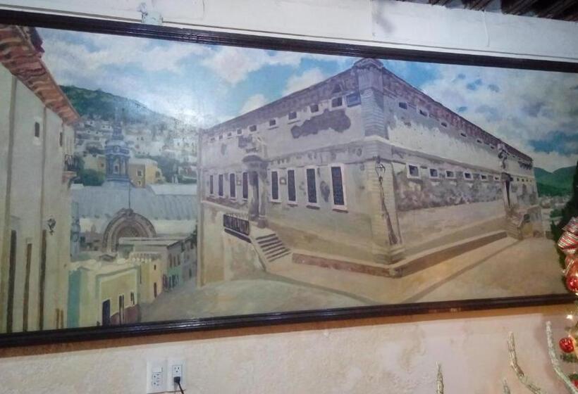 スタンダード４人部屋, Posada De La Condesa