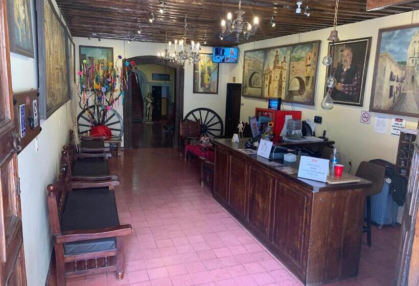 エコノミーシングルルーム, Posada De La Condesa
