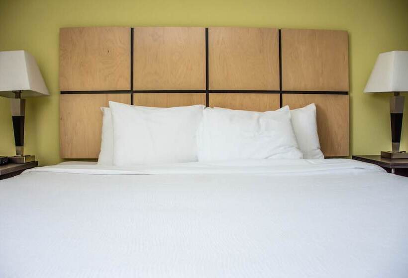 Люкс Кровать Кинг, Candlewood Suites Overland Park W 135th St, An Ihg