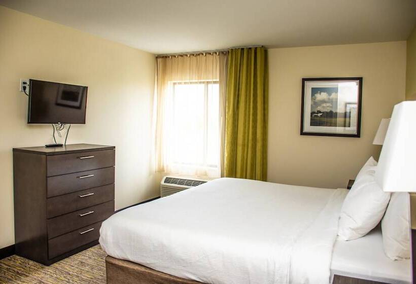 Люкс Кровать Кинг, Candlewood Suites Overland Park W 135th St, An Ihg