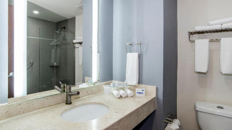 标准间, Holiday Inn Express Culiacan, An Ihg