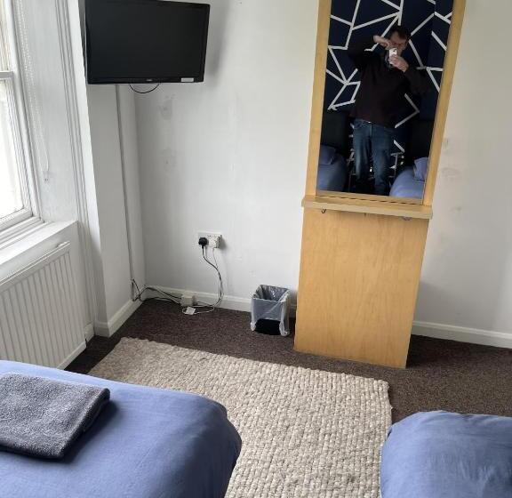 Номер Стандарт Совместная Ванная, Beverley Budget Inn