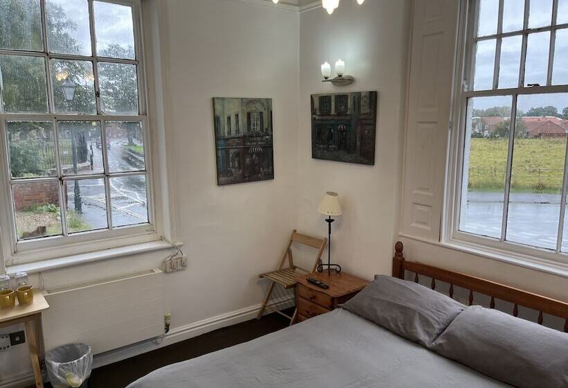 스탠다드 룸, Beverley Budget Inn