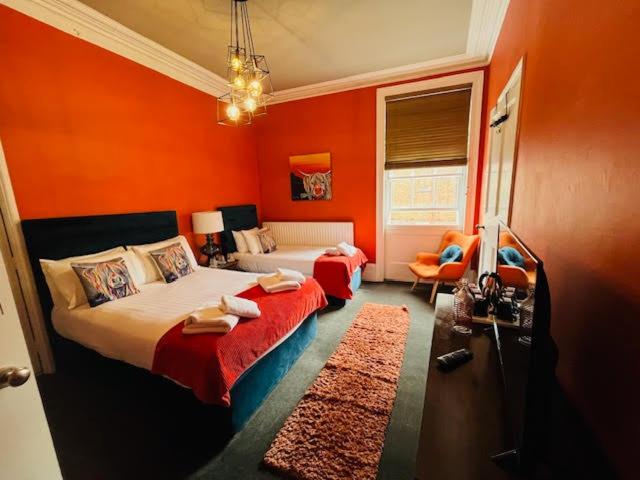 Family Suite, Horn And Trumpet