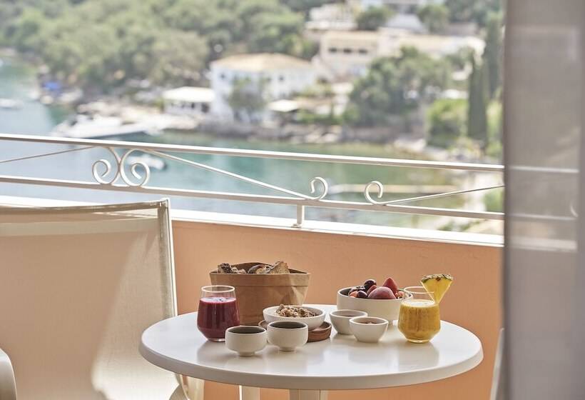 Номер Deluxe Вид на Море, San Antonio Corfu Resort