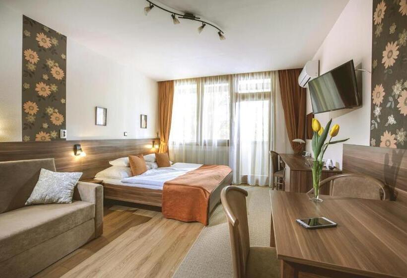 Студия Superior, Apartman