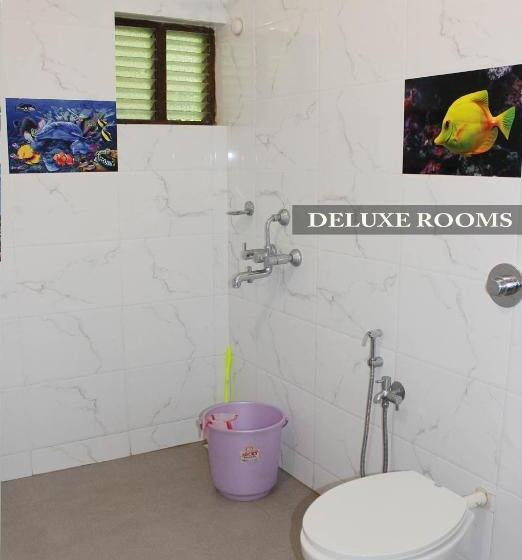 带阳台的豪华间, Pritams Cottages Guest House