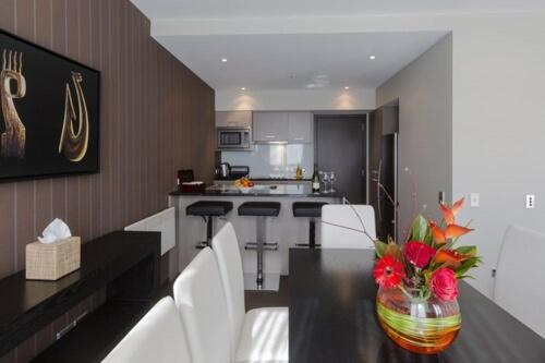 דירת 5 חדרי שינה, Queenstown Village Apartments