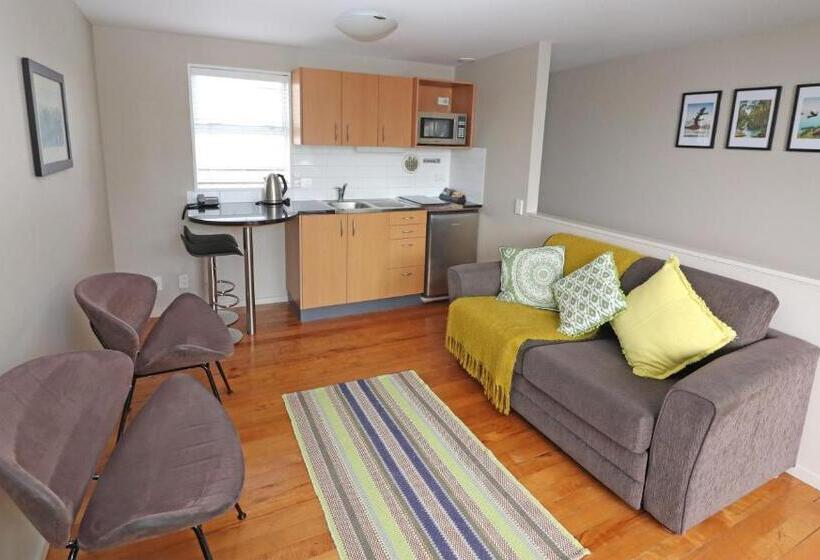 آپارتمان 1 خوابه, Sumner Bay Motel