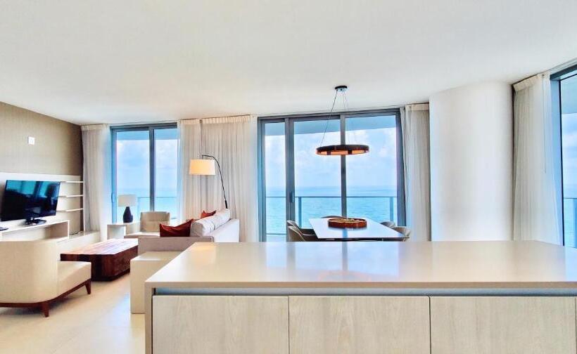 Люкс Superior Вид на Море, Dramatic Ocean View At Hyde Resort And Residences