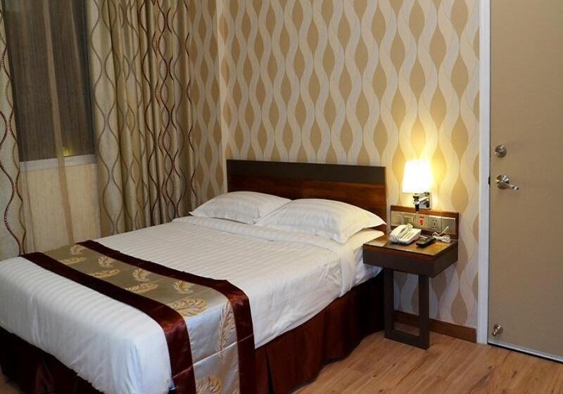 Номер Стандарт, Nova Kuching