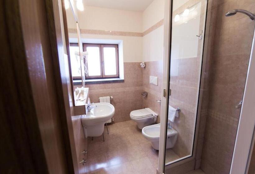 اتاق استاندارد, Rifugio Sapienza