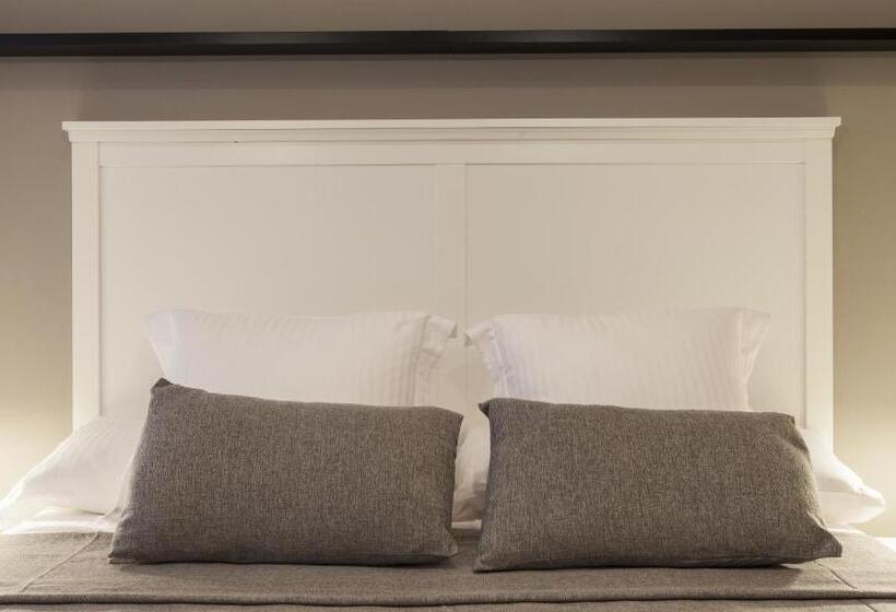 Студия Стандарт, Kare No Apartments By Sitges Group
