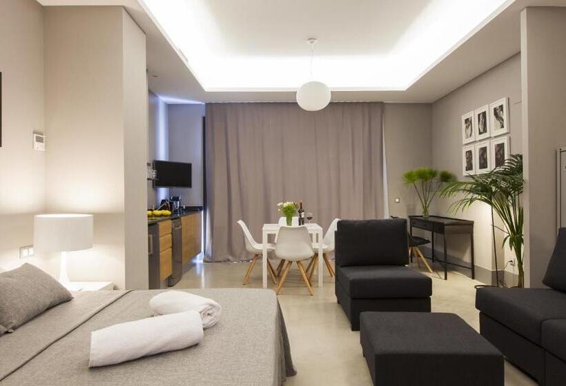 Студия Стандарт, Kare No Apartments By Sitges Group