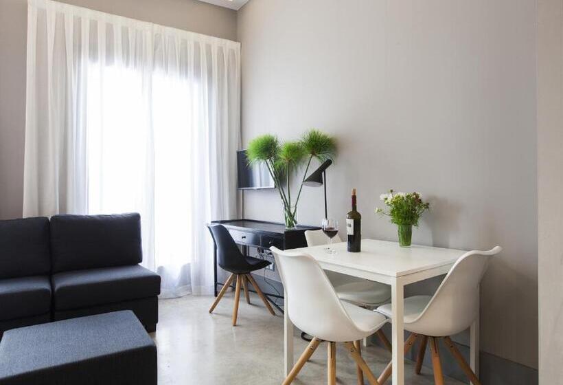 Студио Стандарт с Балконом, Kare No Apartments By Sitges Group