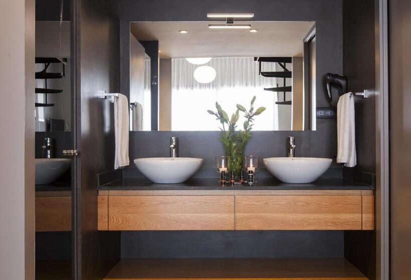 Студия Superior, Kare No Apartments By Sitges Group