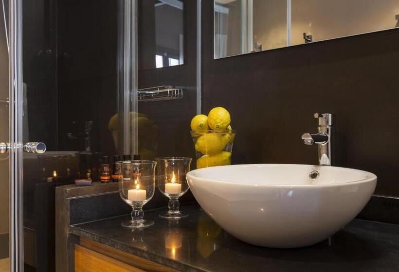 Студия Deluxe, Kare No Apartments By Sitges Group