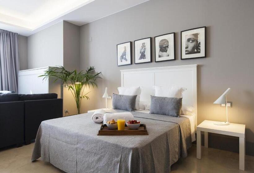 Студио Стандарт с Террасой, Kare No Apartments By Sitges Group