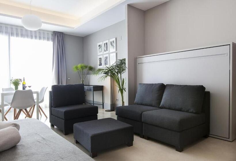 Студия Стандарт, Kare No Apartments By Sitges Group