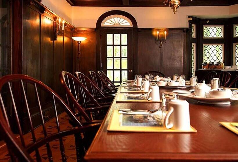 Номер Стандарт, Leaside Manor