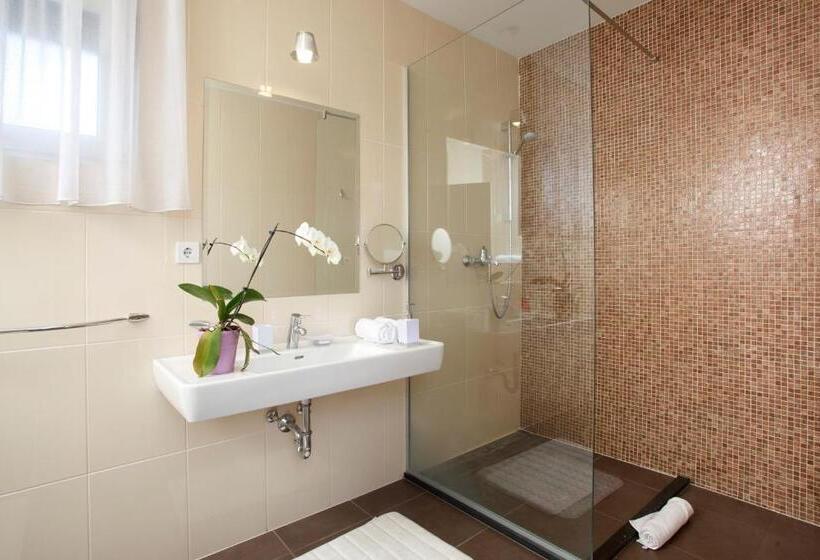 스탠다드 룸 바다 전망, Boban Luxury Suites