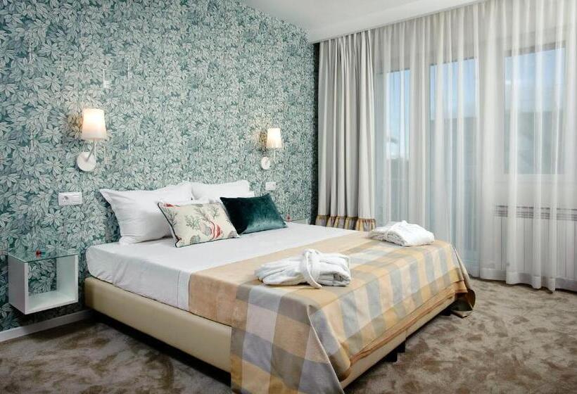 주니어 스위트, Boban Luxury Suites