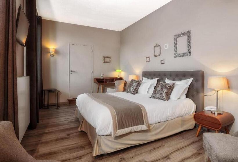 Номер Deluxe, Hôtel Joyet De Maubec