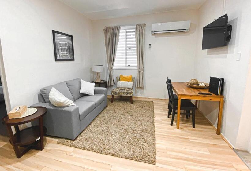 Апартаменты 2 Спальни, Warrego Hotel Motel Cunnamulla
