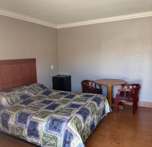 Номер Стандарт, Twenty First Century Inn