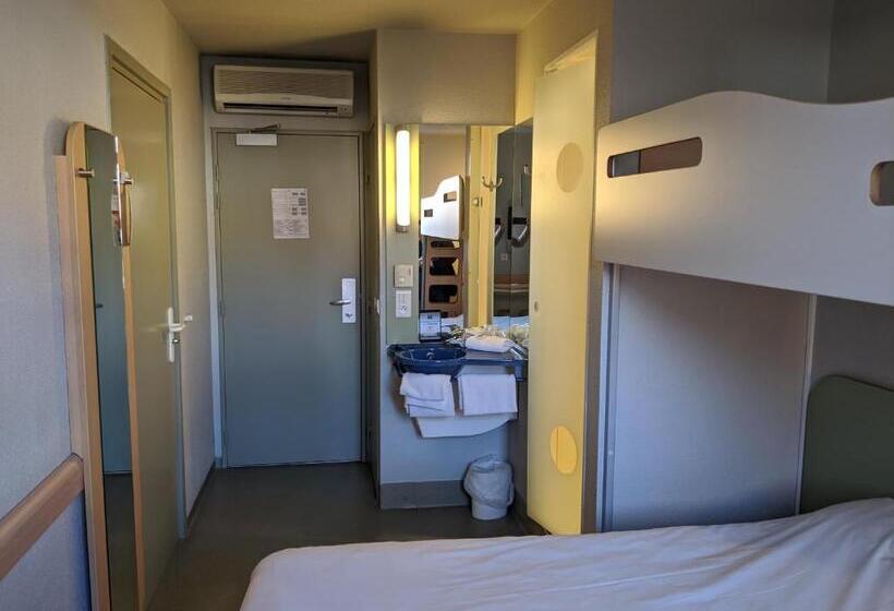 标准三人间, Ibis Budget Saintomer Centre