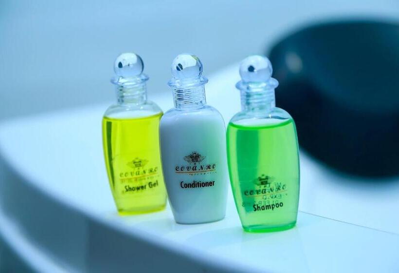 수피리어 룸, The Covanro Airport Hotel   Katunayake