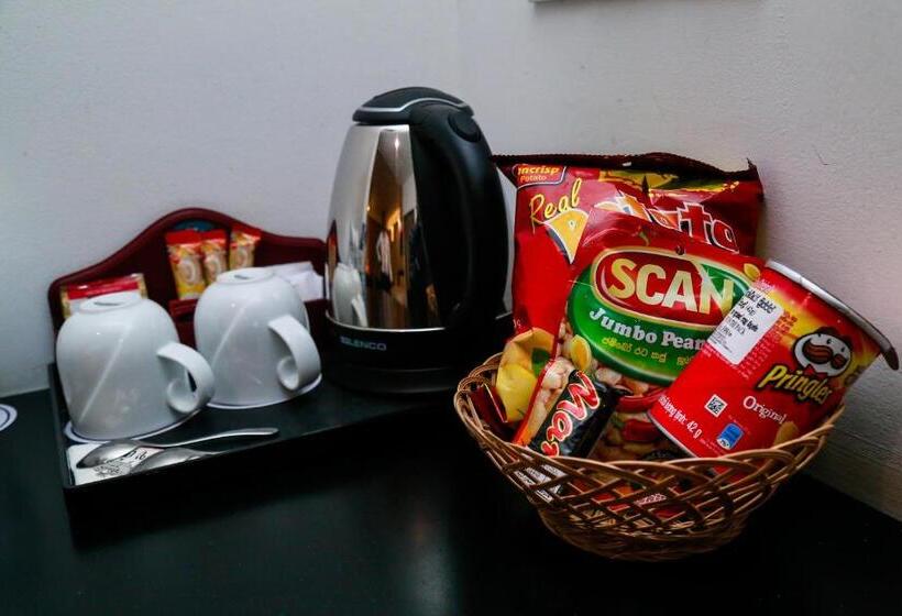 수피리어 룸, The Covanro Airport Hotel   Katunayake