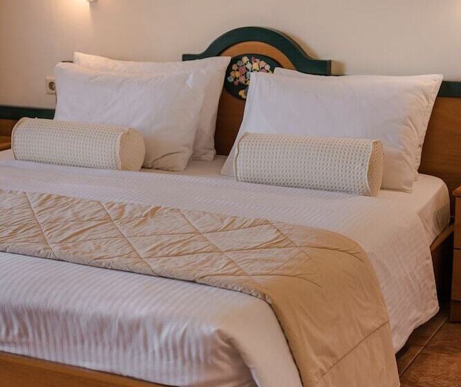 Family Suite, Griffon Kymi Hotel Previously Known As Valledi Village