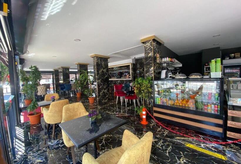 四人豪华间, Avlion Boutique