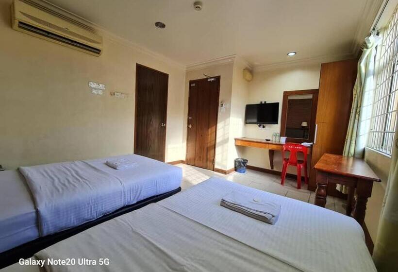 اتاق لوکس, Lady Anne Hotel Sandkan