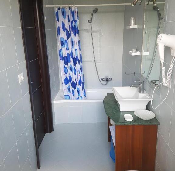 Трехместный Номер Комфорт, Ascot