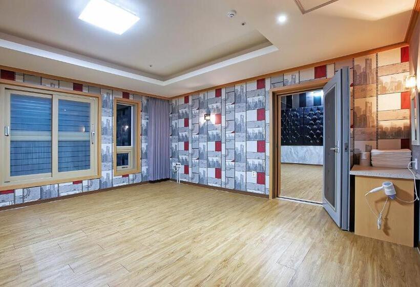 سوییت خانوادگی, Dome Hotel Geoje