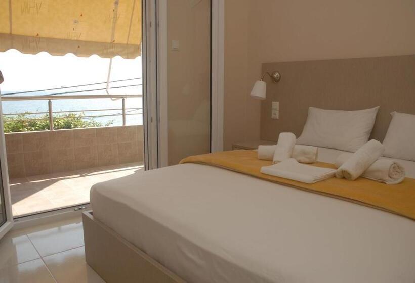 جناح جونيور, Eleni Kandilari Rooms