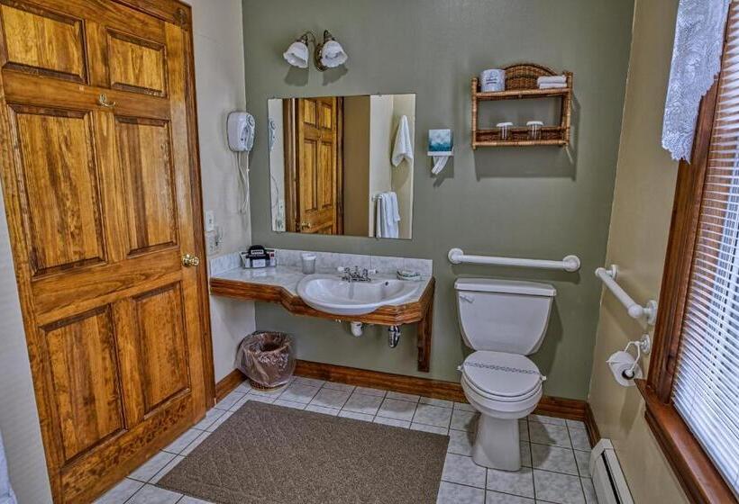 Студия Стандарт, Rockwell Falls Inn And Wine Bar